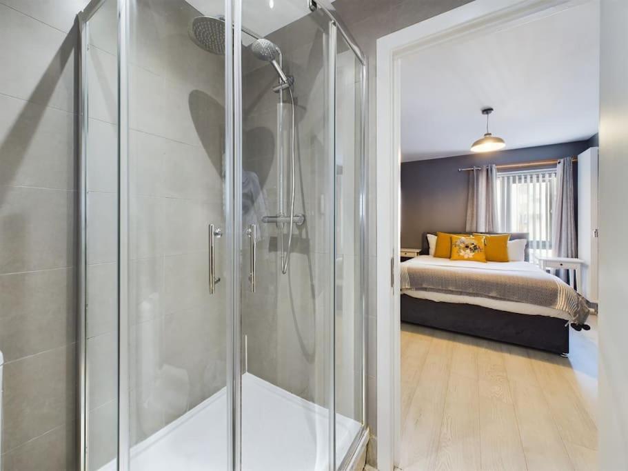 Donegall Sq Apt At City Gate, Belfast City Centre エクステリア 写真