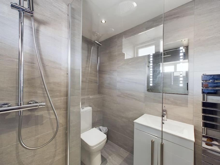 Donegall Sq Apt At City Gate, Belfast City Centre エクステリア 写真