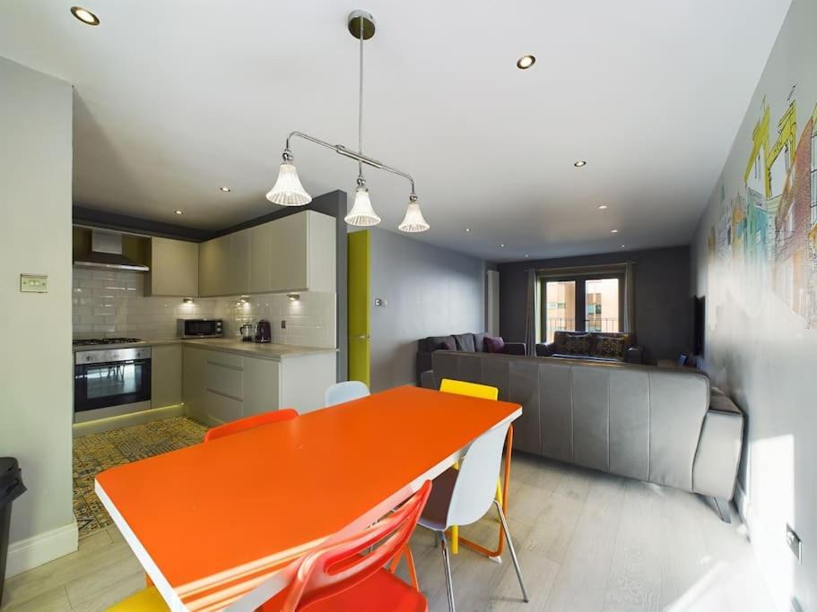 Donegall Sq Apt At City Gate, Belfast City Centre エクステリア 写真